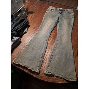 Rue 21 Womens 12 Grungy Dirty Look Denim Flare Leg Jeans Belt Loops Pockets